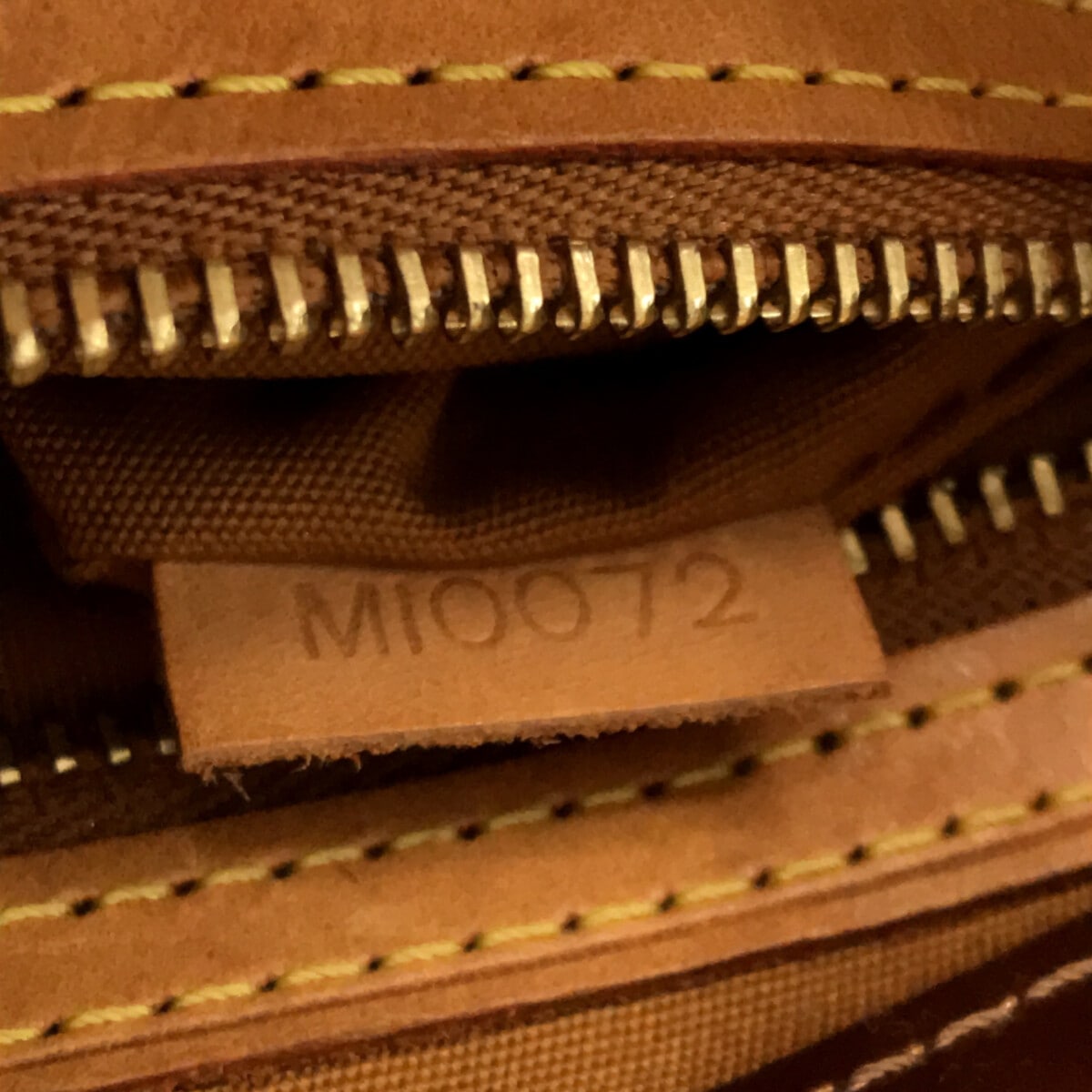 LOUIS VUITTON Vernis Reade PM Bronze