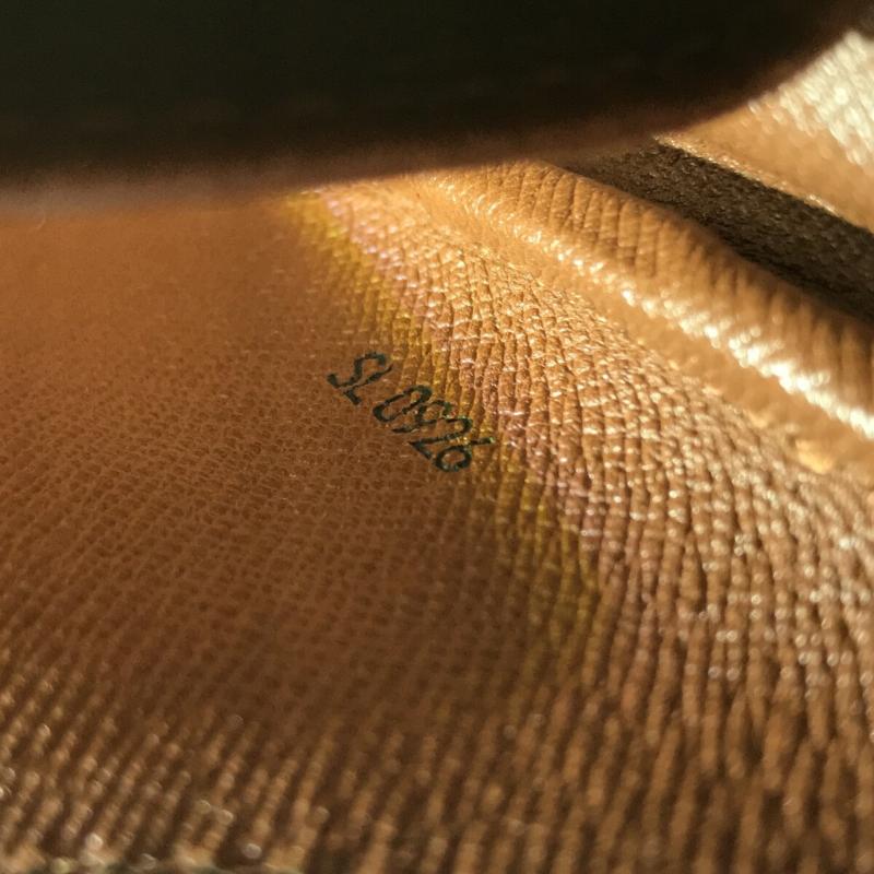 LOUIS VUITTON Monogram Cartouchiere 22 SL0926