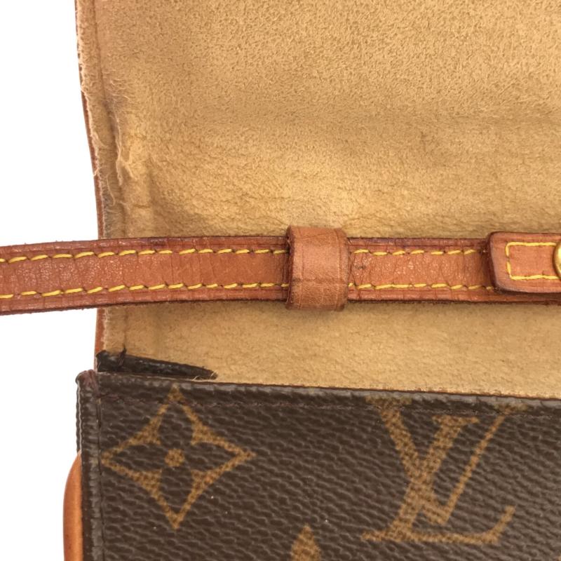 LOUIS VUITTON Monogram Pochette Twin PM CA1919