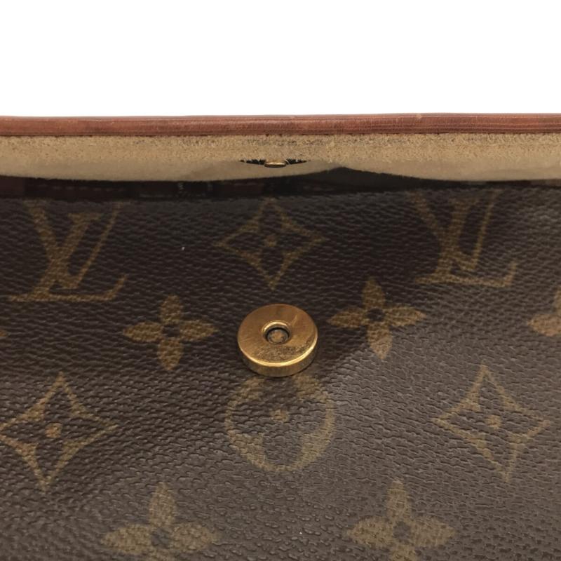 LOUIS VUITTON Monogram Pochette Twin PM CA1919