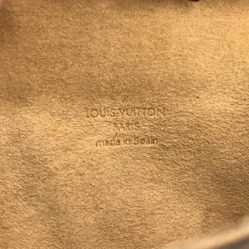 LOUIS VUITTON Monogram Pochette Twin PM CA1919