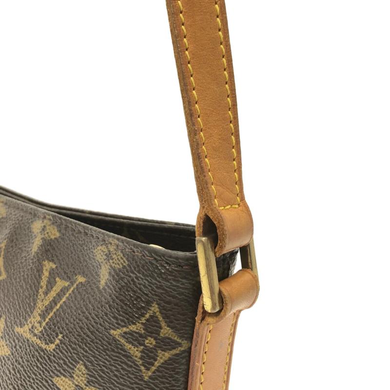 LOUIS VUITTON Monogram Trotteur  SL0092