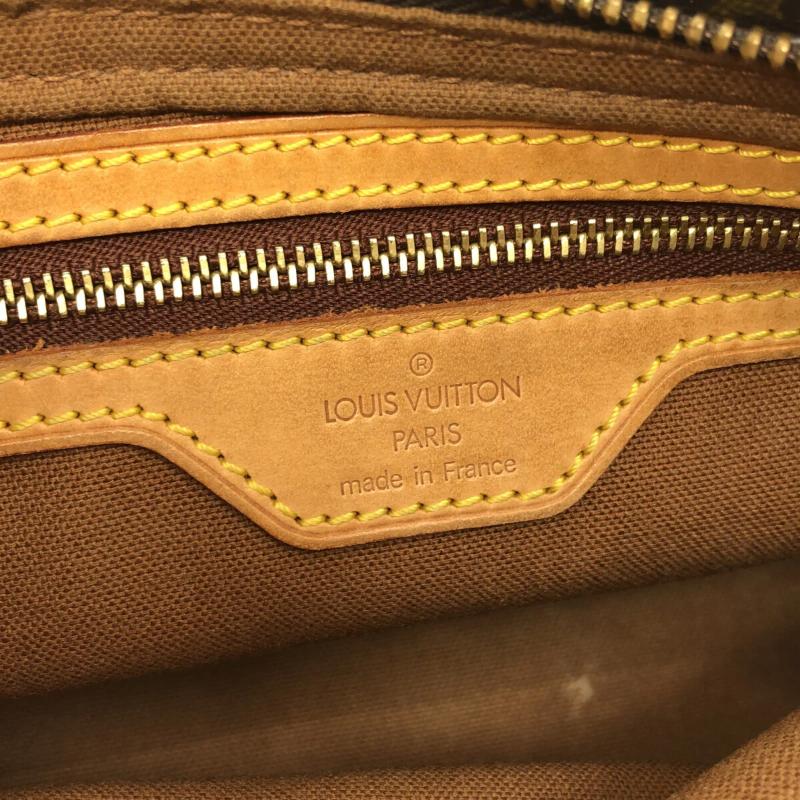 LOUIS VUITTON Monogram Trotteur  SL0092