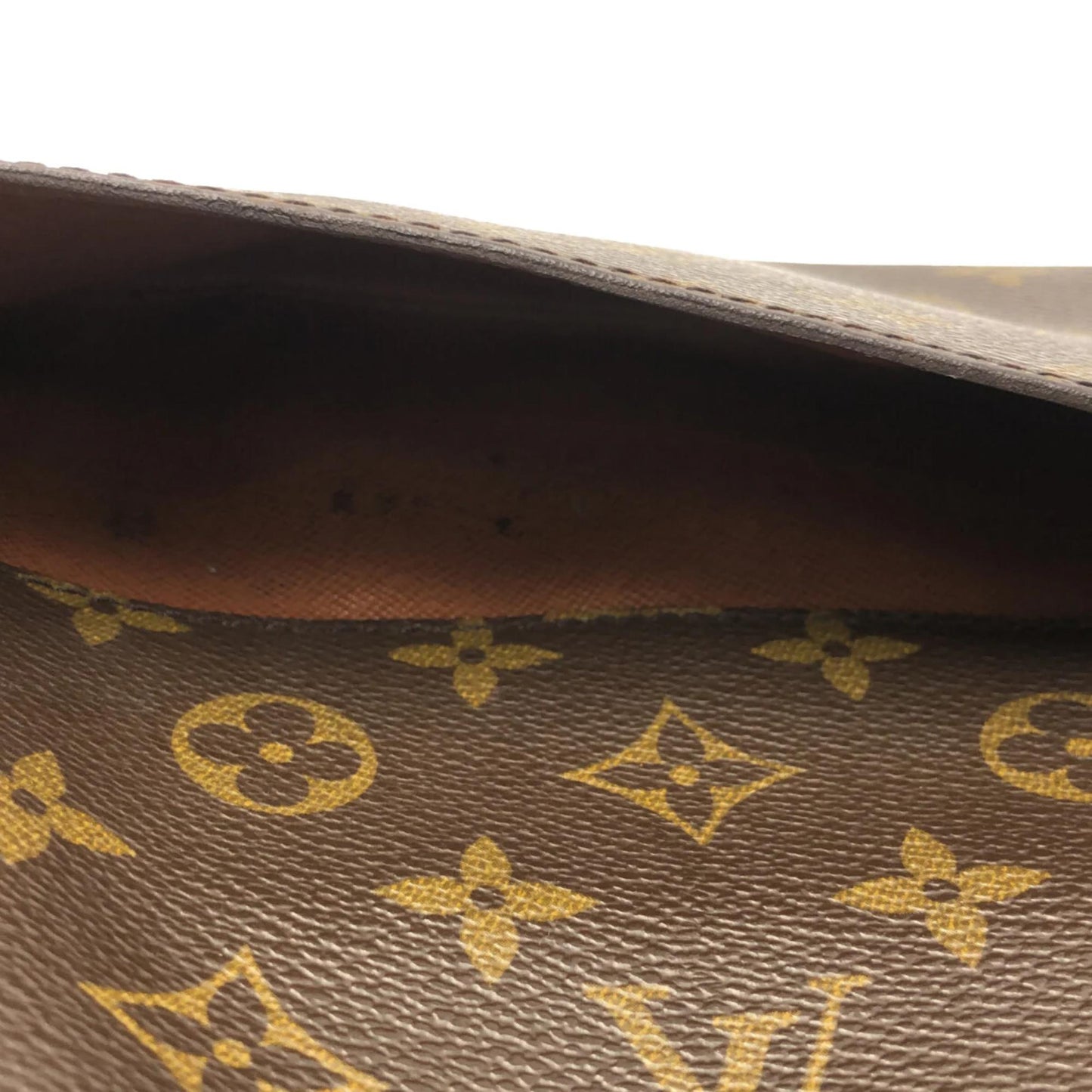PRE ORDER LOUIS VUITTON Monogram Pochette Bordeaux  A20912