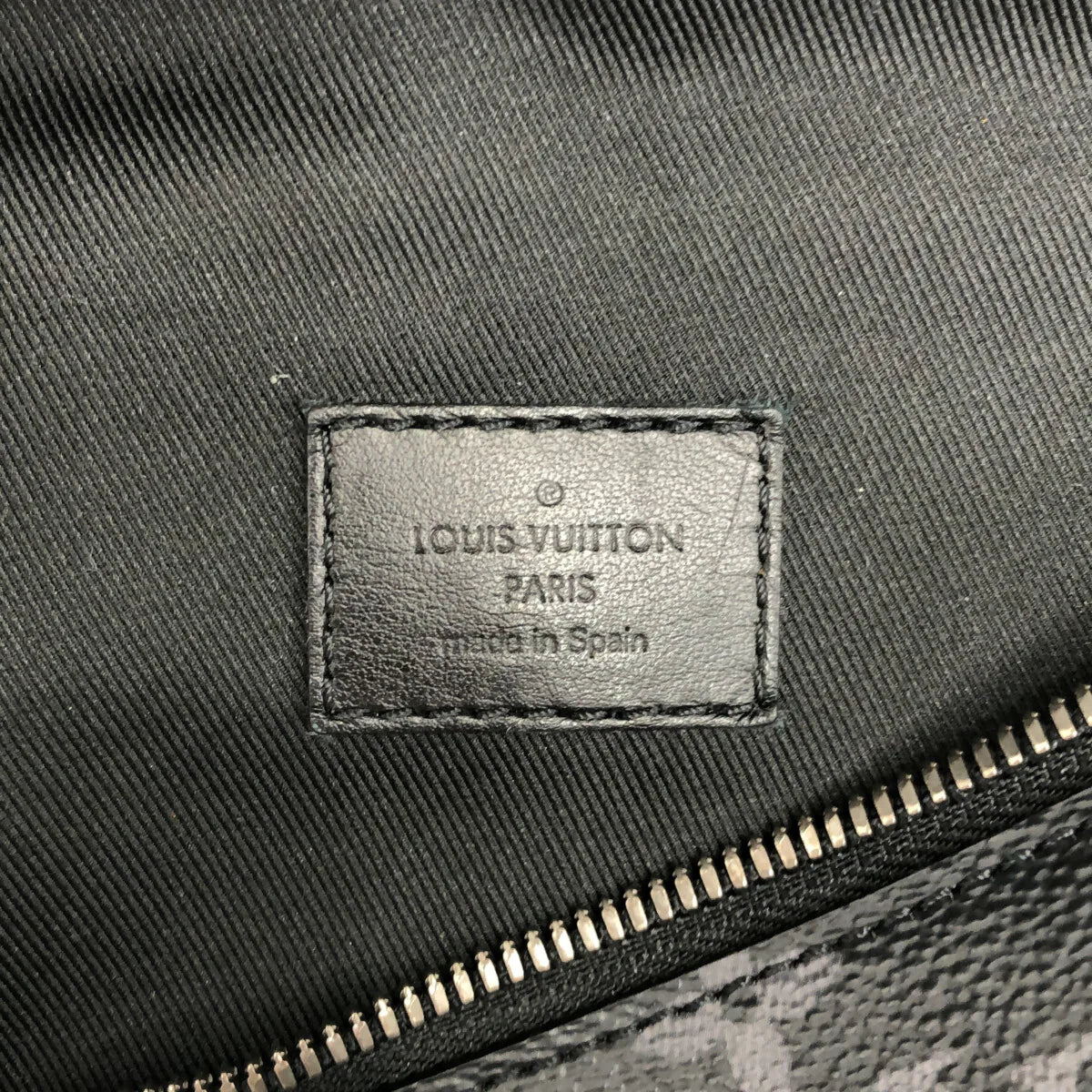 LOUIS VUITTON Monogram Eclipse Discovery Bumbag