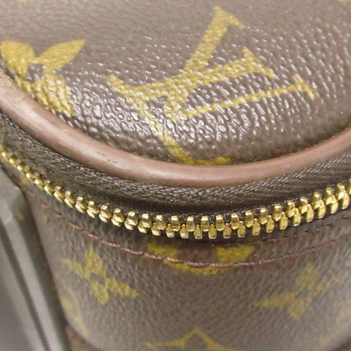 Louis Vuitton Pegase 60 Monogram Suitcase SP1929