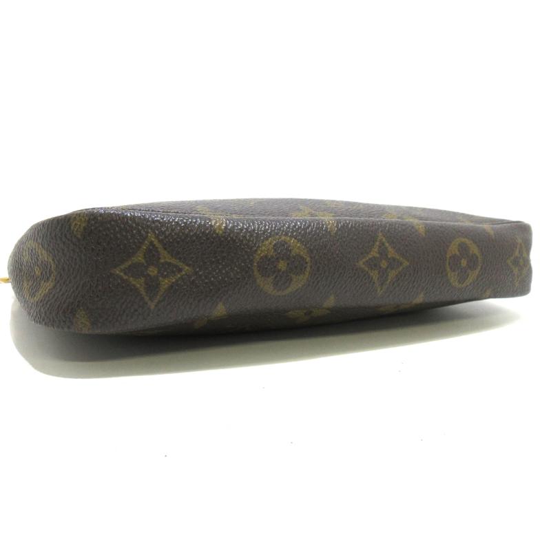 LOUIS VUITTON Monogram Pochette Accessories