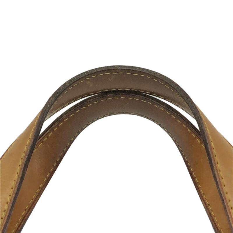 LOUIS VUITTON Vernis Brea GM Amarante