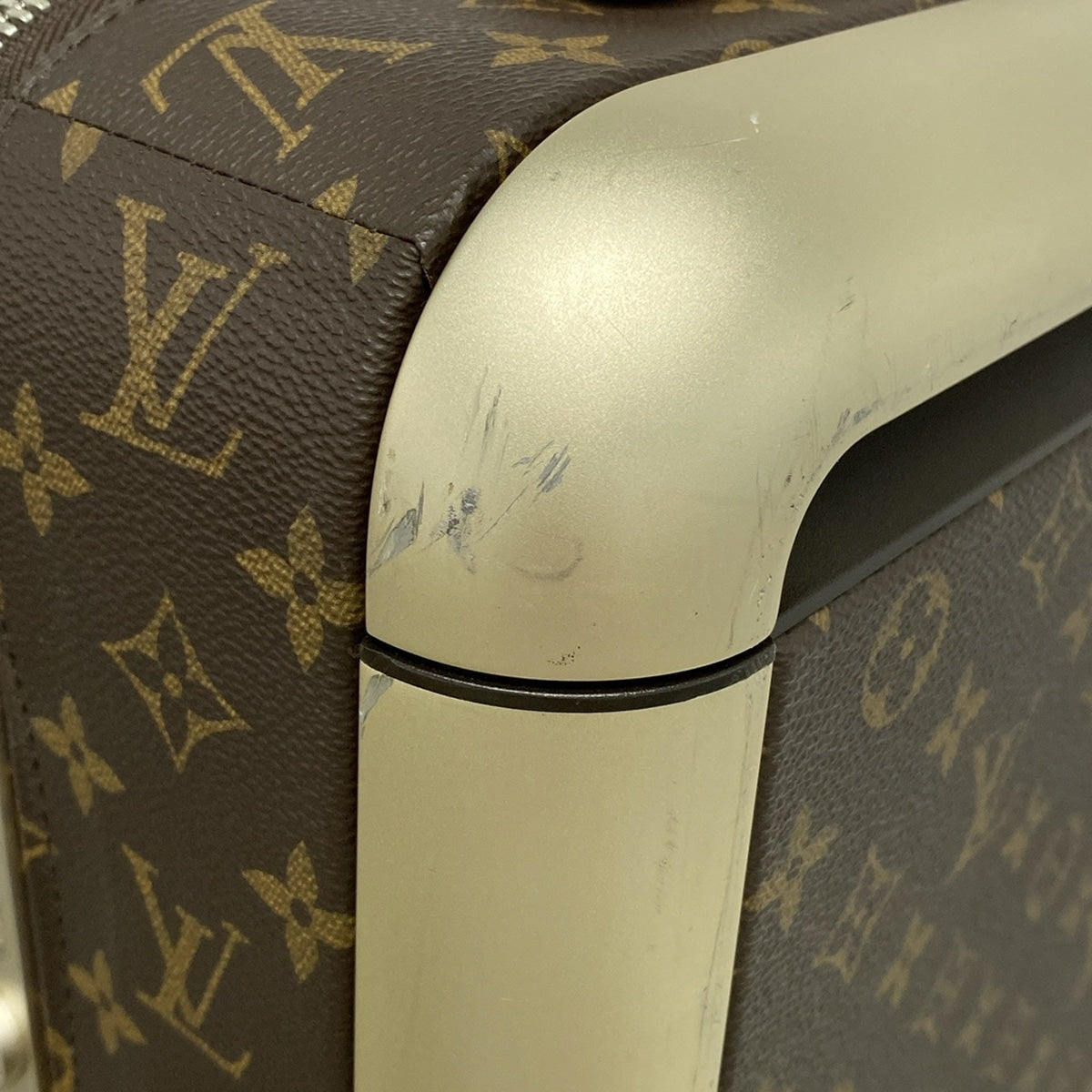 Louis Vuitton  Monogram Horizon 55 DR4116