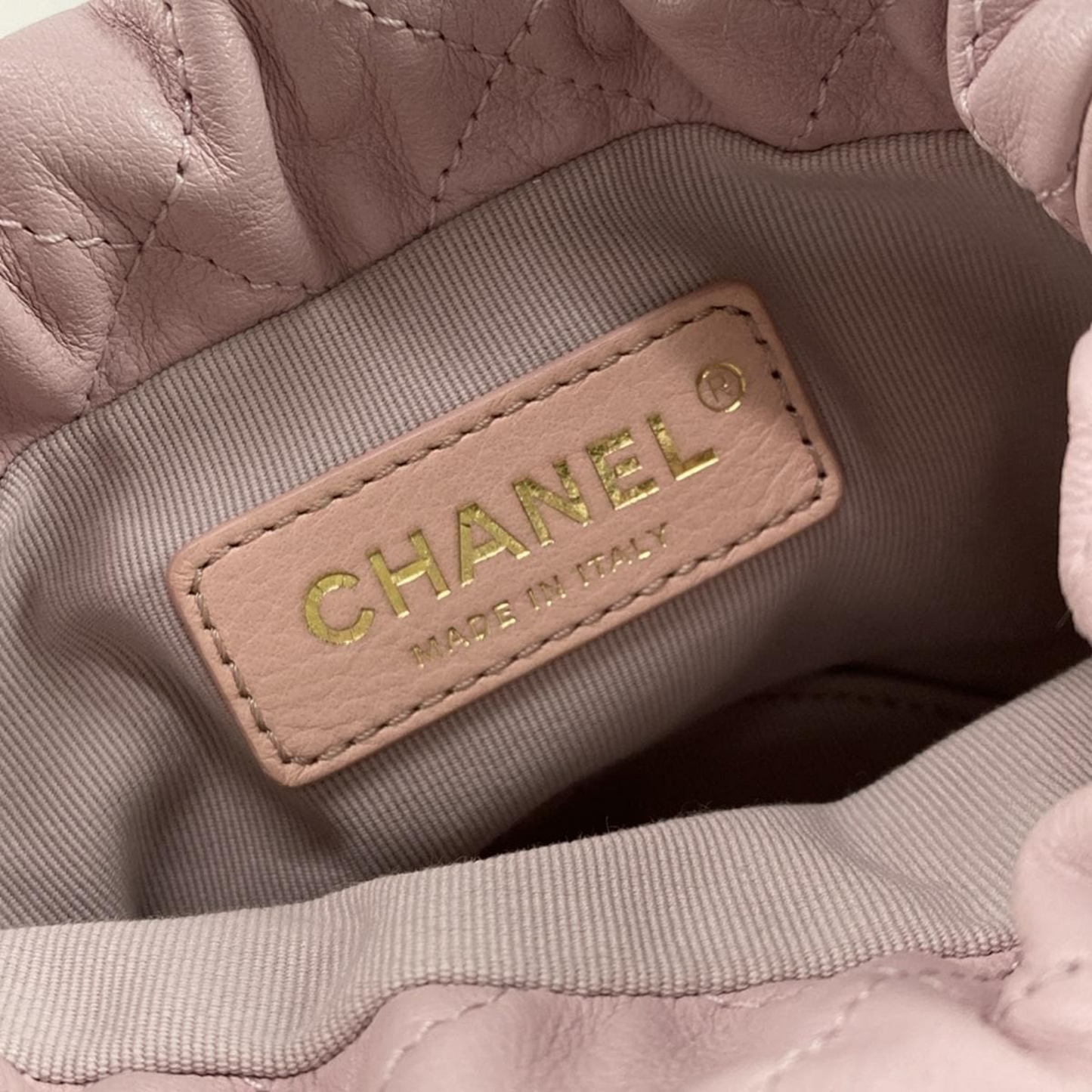 Pre-Order Chanel Calfskin Quilted Pearl Mini About Pearls Drawstring Bucket Light Pink