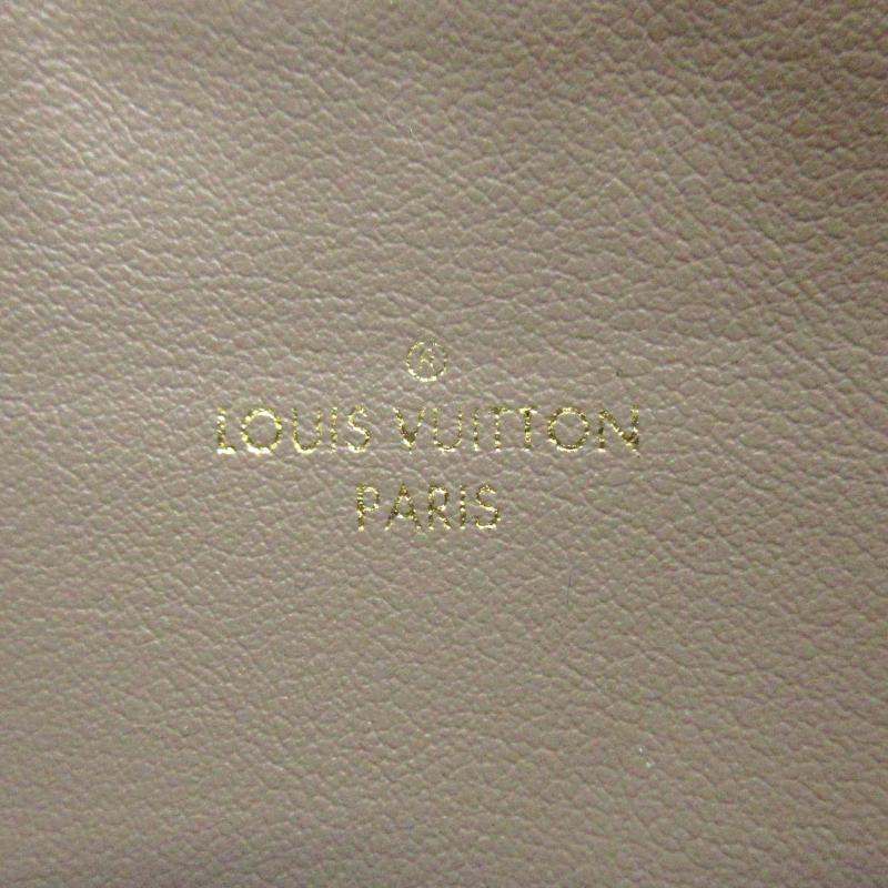 PRE-ORDER  Louis Vuitton  Empreinte Monogram Giant Felicie Pochette Tourterelle Creme FY5200