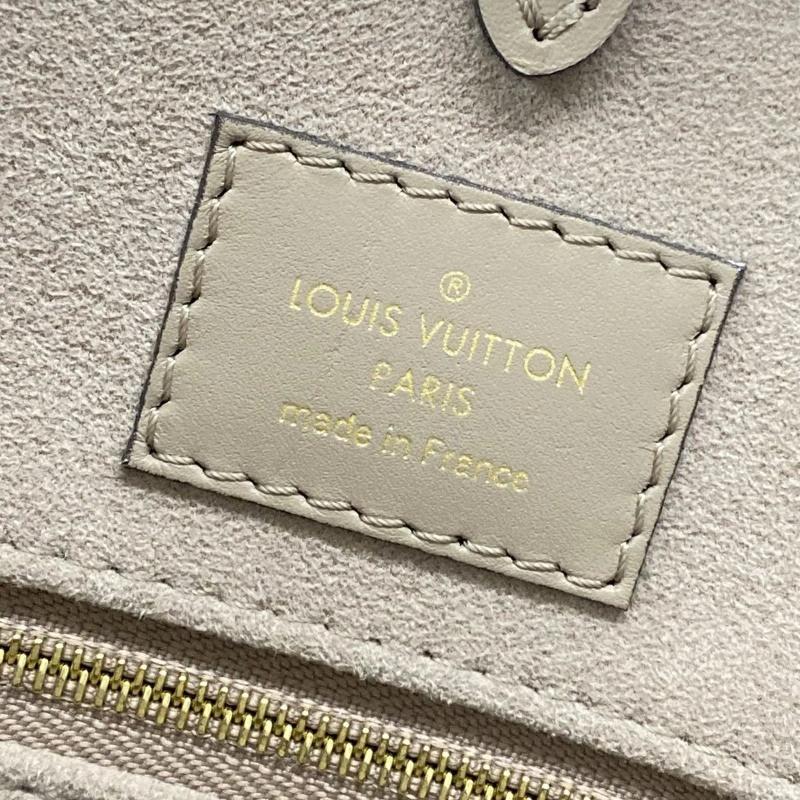 Louis Vuitton  Empreinte Monogram Giant Onthego MM Tourterelle Creme RFID