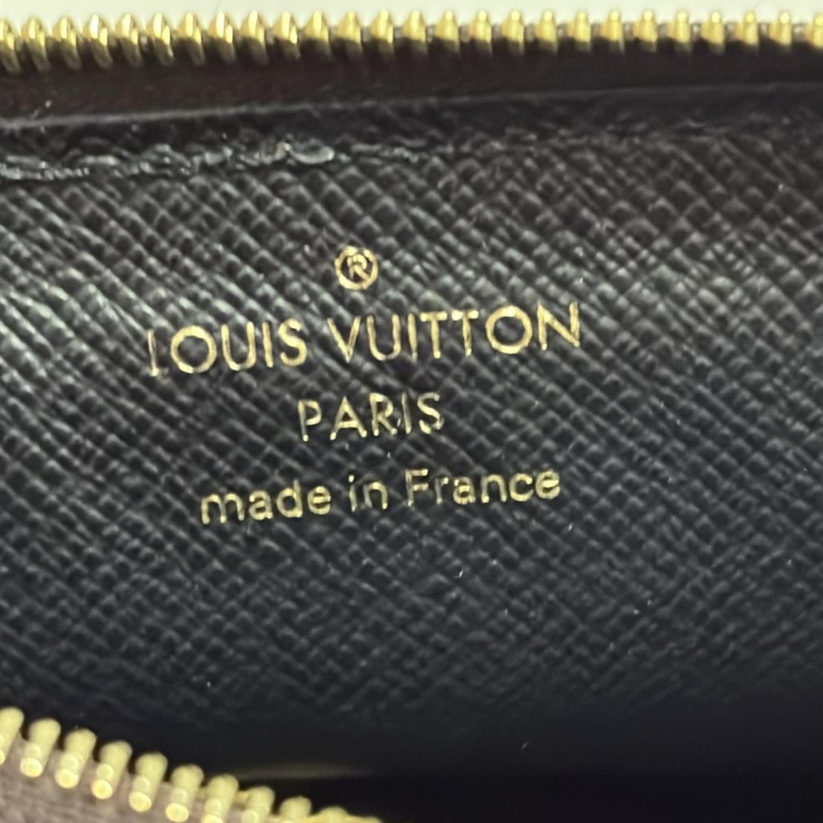 $675 Louis Vuitton  Monogram Recto Verso Card Holder Black RFID
