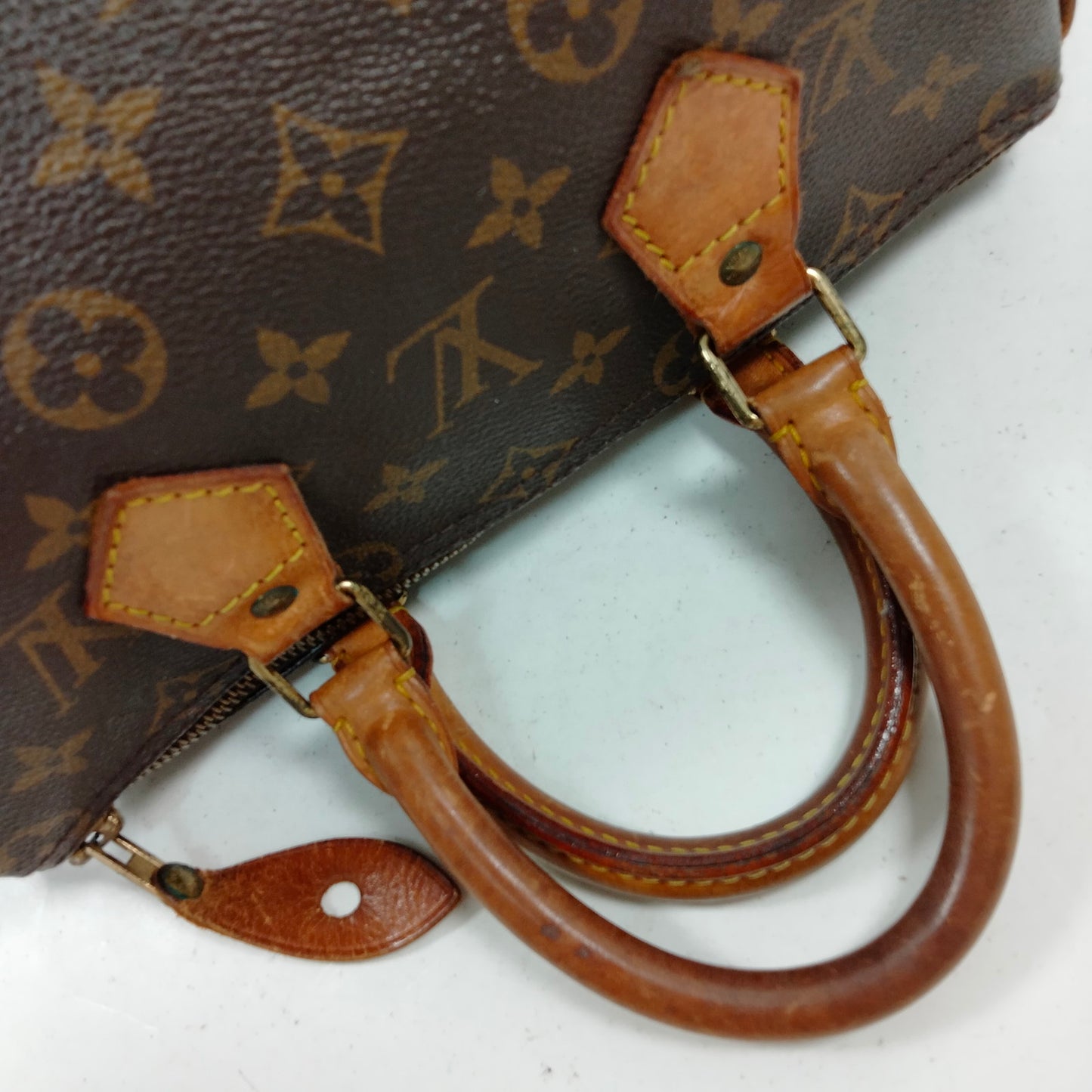 $1490 1988 Louis Vuitton Monogram Speedy 25 MI8812