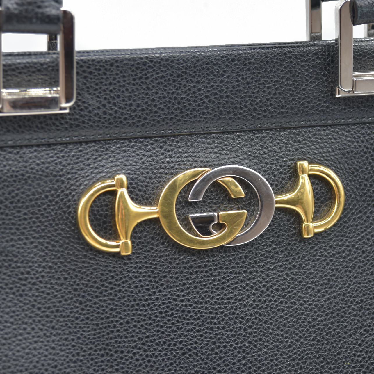$4500 GUCCI Zumi Medium Top Handle 2-Way Bag