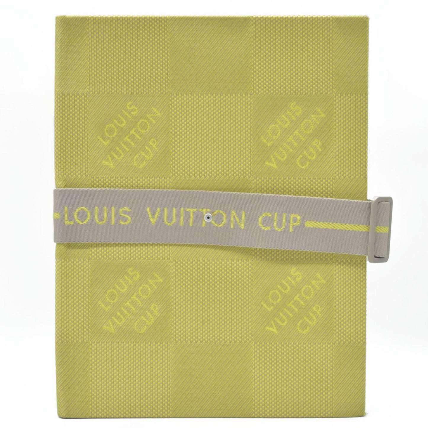 $885 Louis Vuitton Damier Geant Clipboard Yellow