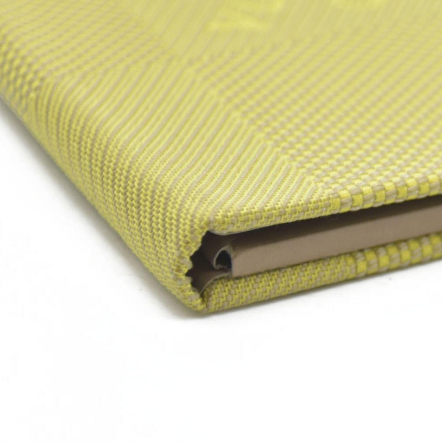 $885 Louis Vuitton Damier Geant Clipboard Yellow