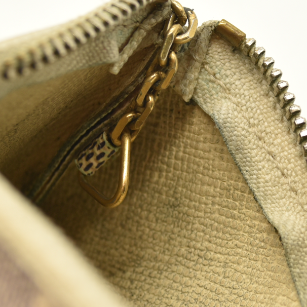 Louis Vuitton  Damier Azur Key Pouch CA0038