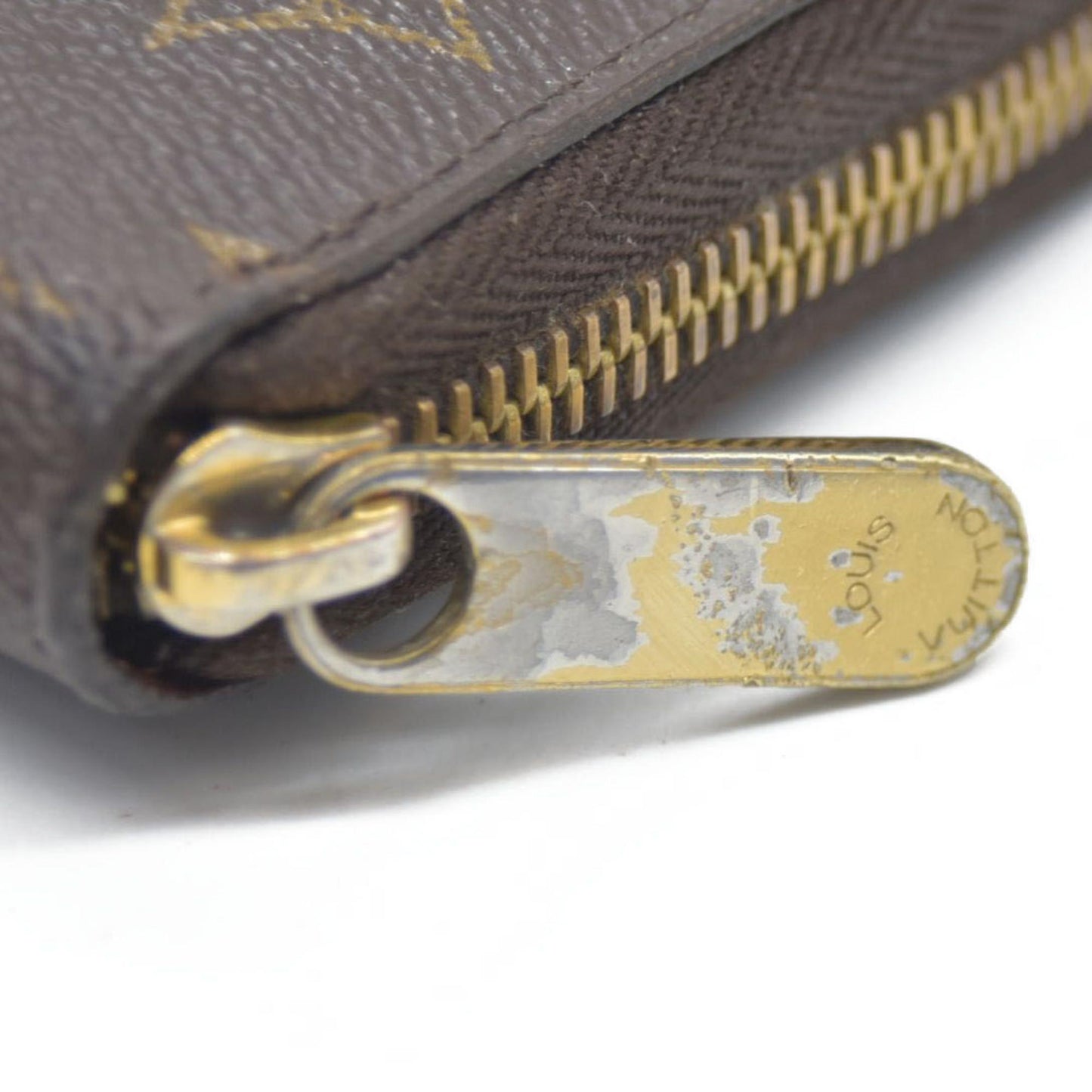 $915 Louis Vuitton Monogram Zippy Wallet GI8112