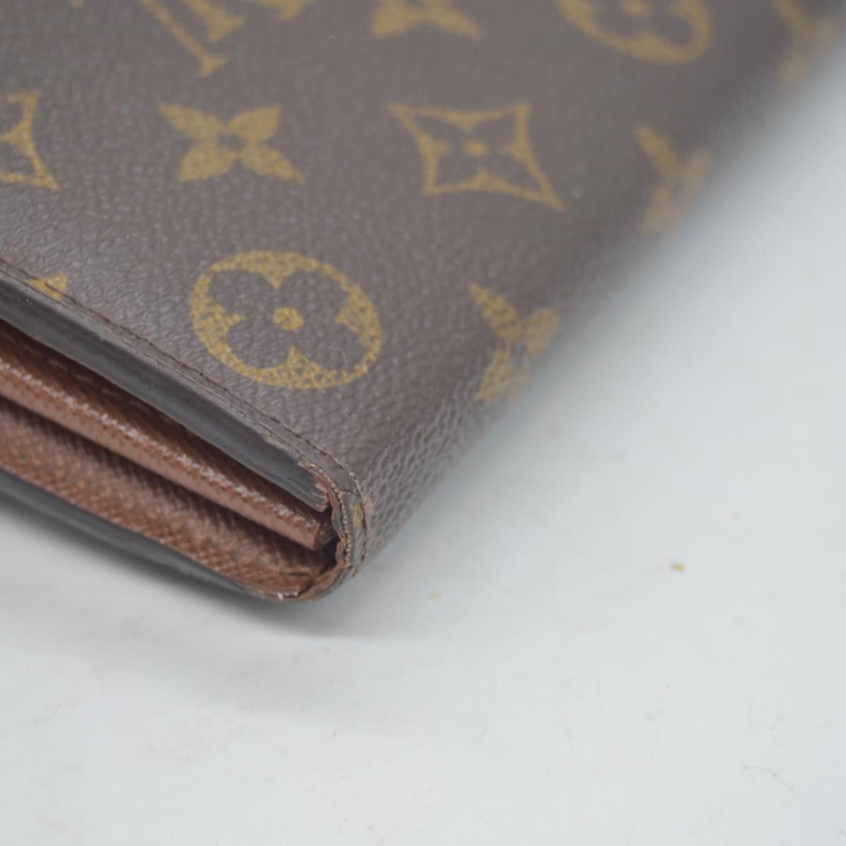 $800 2017 Louis Vuitton Monogram Sarah Wallet NM CONSIGNMENT