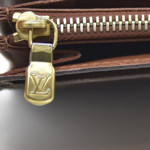 Louis Vuitton  $720 Monogram Portefeiulle Sarah Long Bifold Wallet CA2192