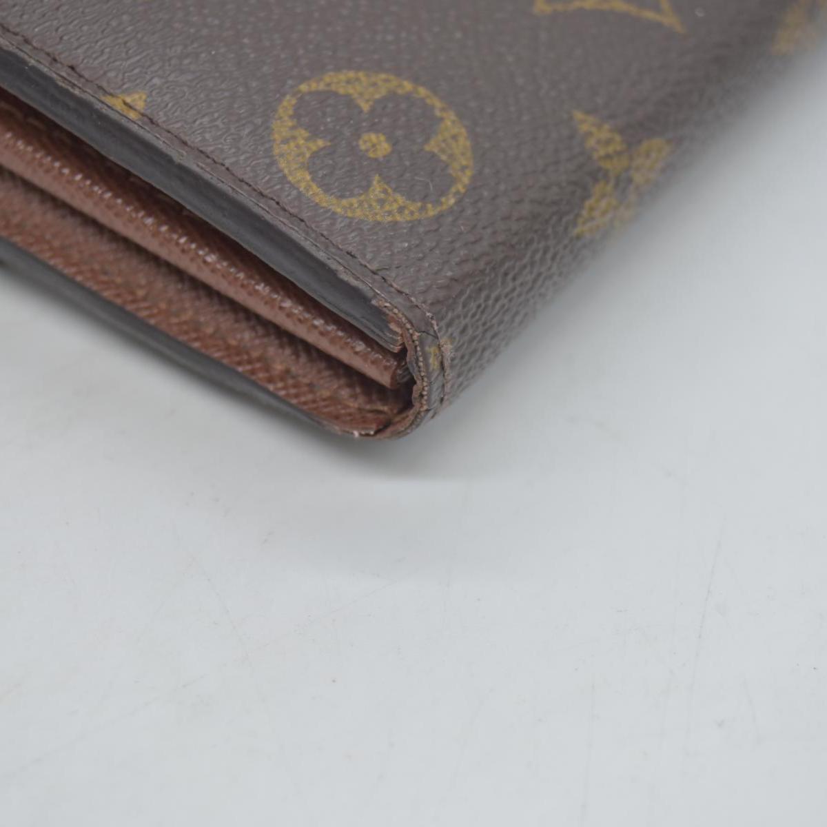 $800 2017 Louis Vuitton Monogram Sarah Wallet NM CONSIGNMENT
