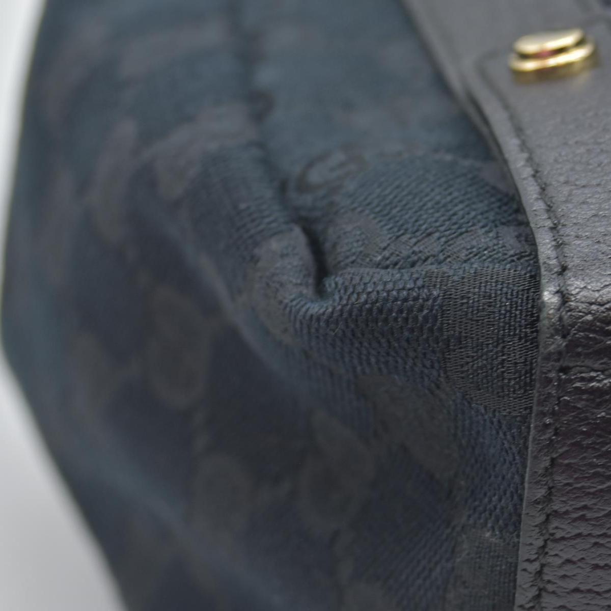 $1410 Gucci GG Canvas Medium Abbey Shoulder Bag Black CONSIGNMENT