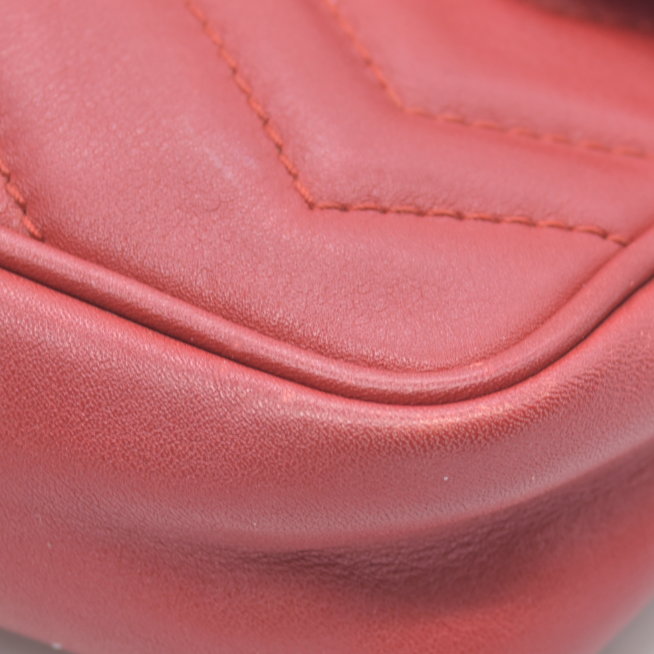 $1550 Gucci Leather Marmont Super Mini Red Crossbody