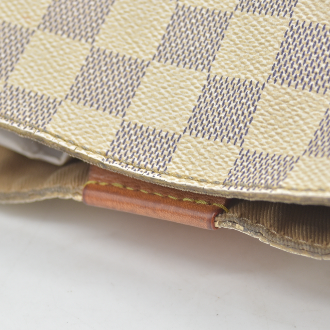 $1990 2018 Louis Vuitton  Damier Azur Graceful PM MI1128