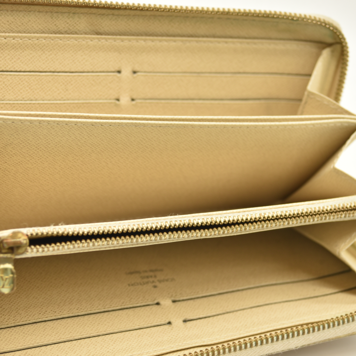 Louis Vuitton  Damier Azur Zippy Wallet CA1038 2008