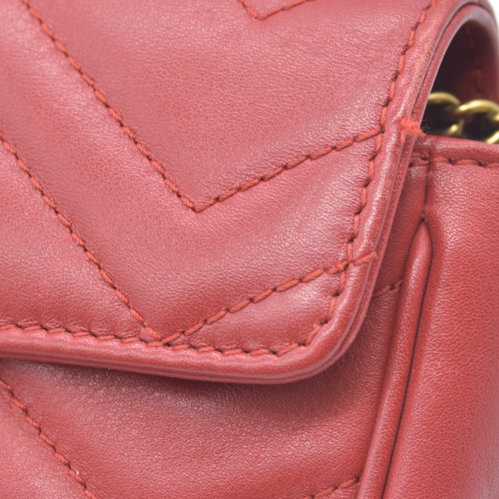 $1550 Gucci Leather Marmont Super Mini Red Crossbody