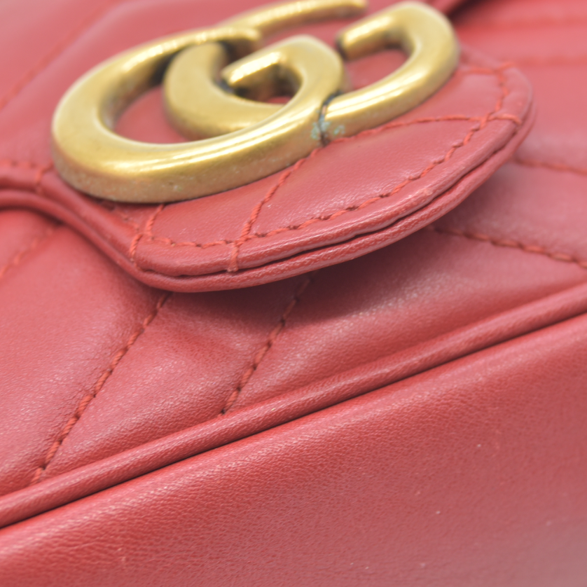 $1550 Gucci Leather Marmont Super Mini Red Crossbody
