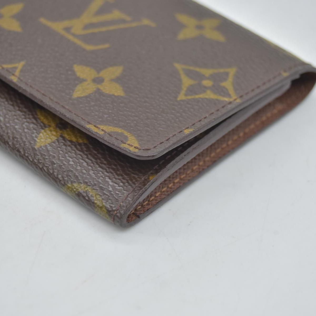$675 Louis Vuitton Card Holder AS1010 CONSIGNMENT