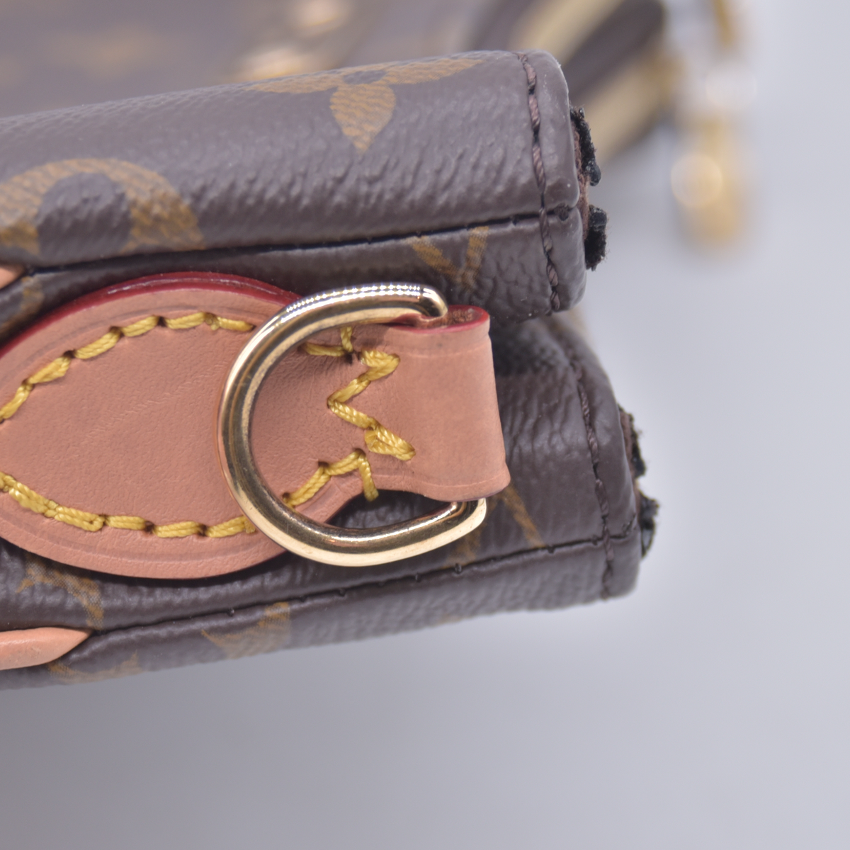 $1950 Louis Vuitton Monogram Pochette Liv 10021145 RFID NO CHAIN