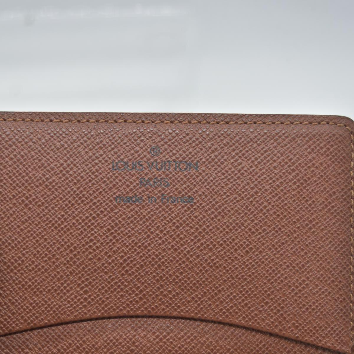 $675 Louis Vuitton Card Holder AS1010 CONSIGNMENT