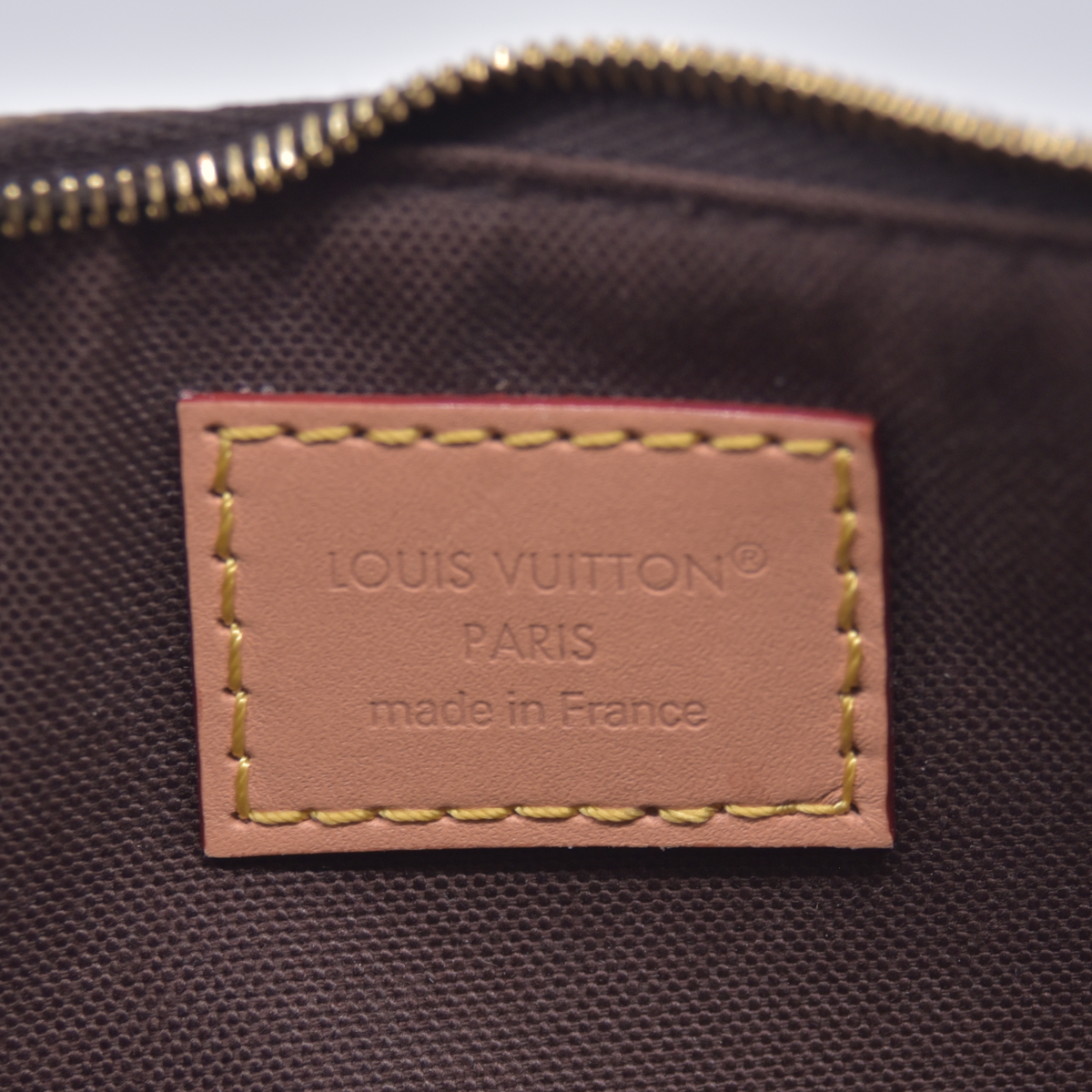 $1950 Louis Vuitton Monogram Pochette Liv 10021145 RFID NO CHAIN
