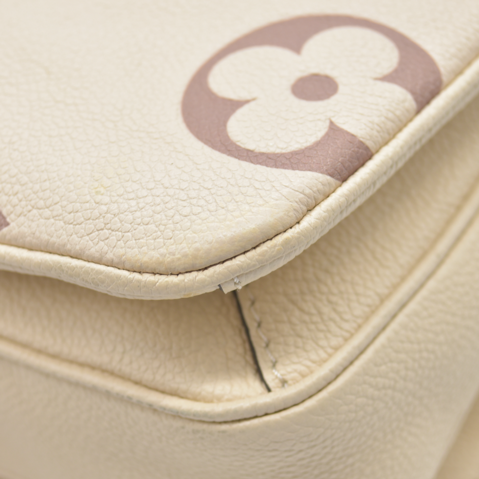 $3100 Louis Vuitton Empreinte Monogram Giant Pochette Metis Creme Bois De Rose RFID