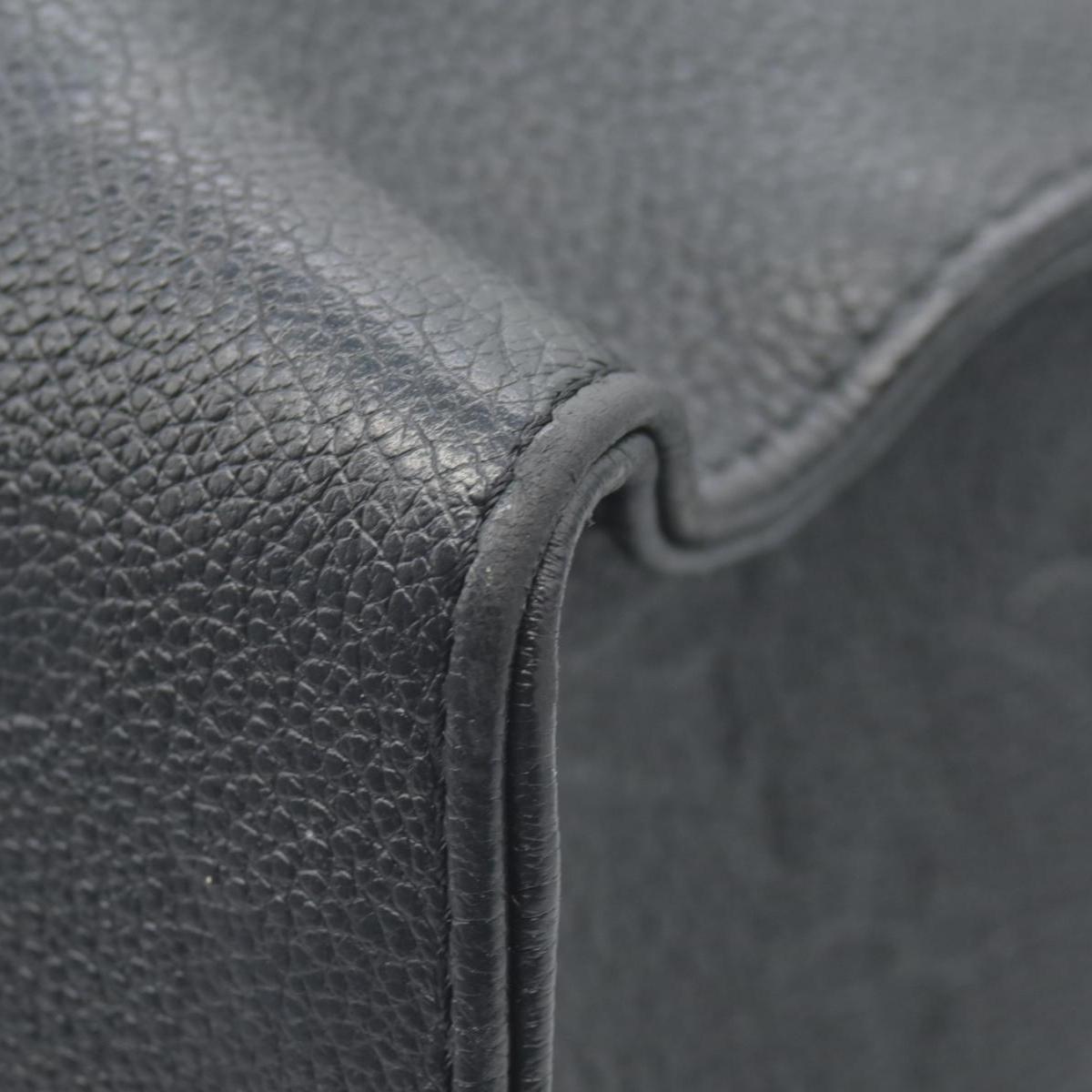 $3500 Louis Vuitton  Monogram Giant OnTheGo MM
