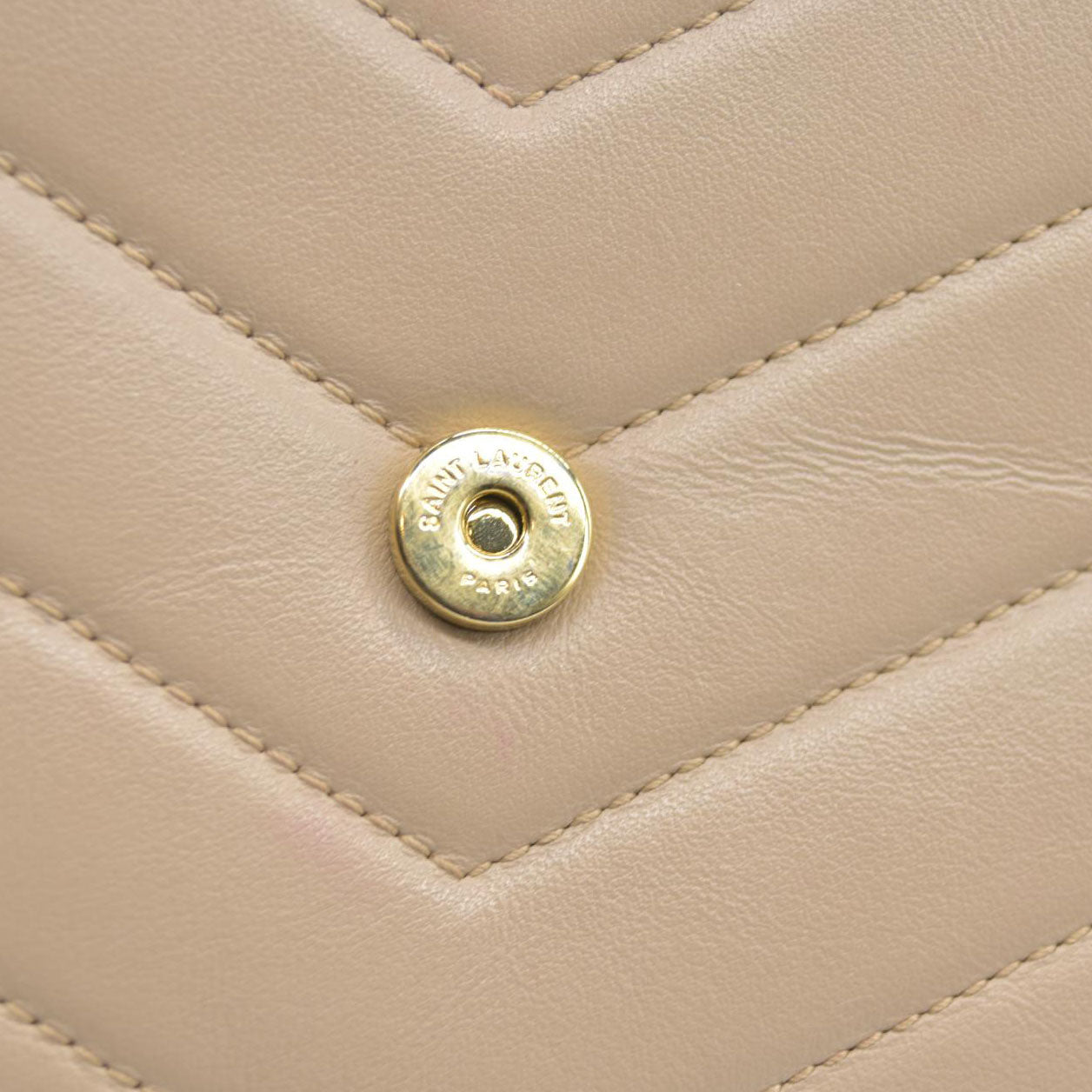 $1990 2021 SAINT LAURENT Calfskin Y Quilted Monogram Toy Loulou Crossbody Bag Beige