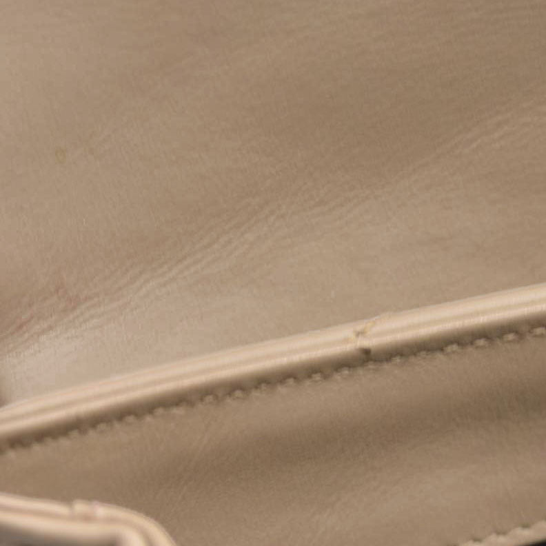 $1990 2021 SAINT LAURENT Calfskin Y Quilted Monogram Toy Loulou Crossbody Bag Beige