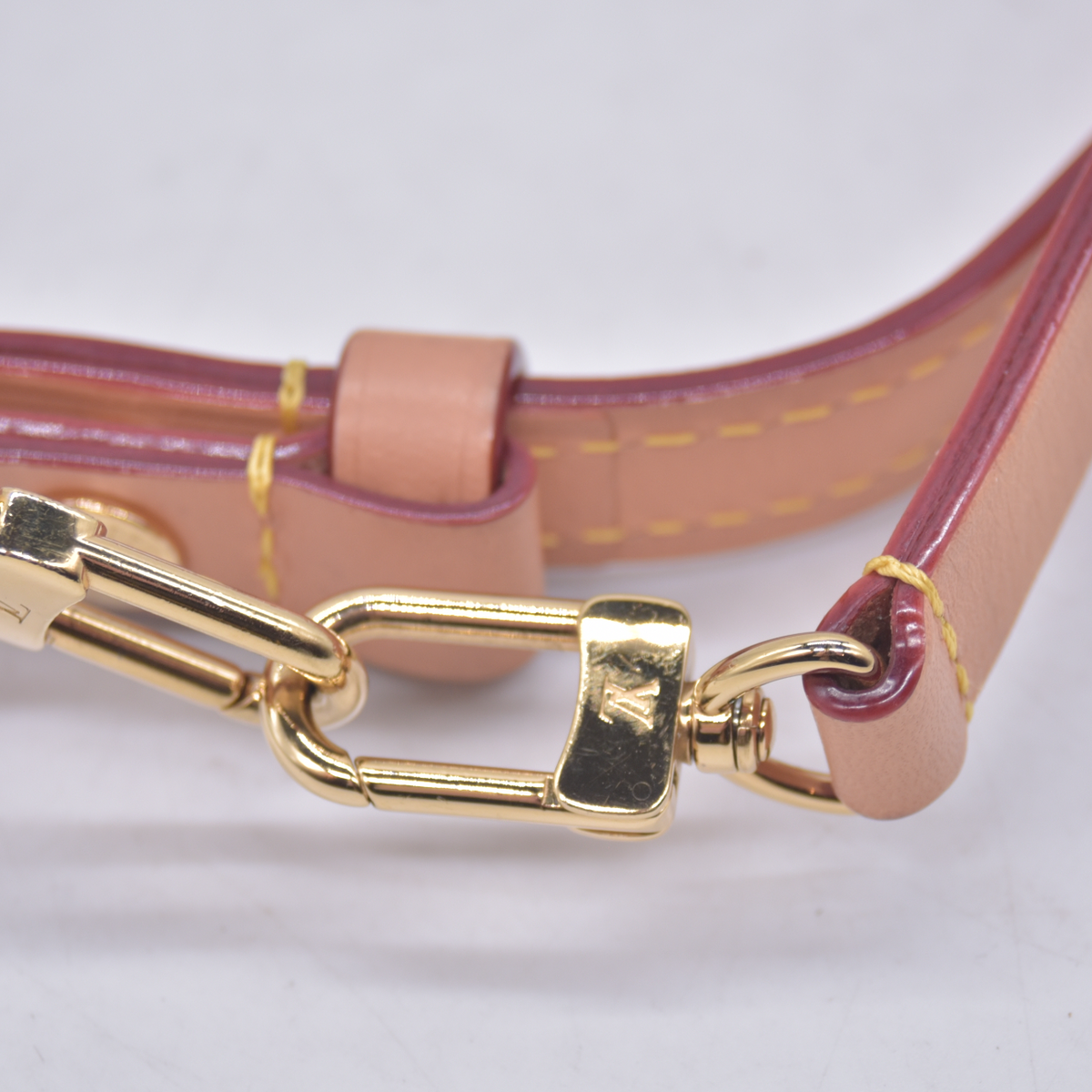 $1950 Louis Vuitton Monogram Pochette Liv 10021145 RFID NO CHAIN