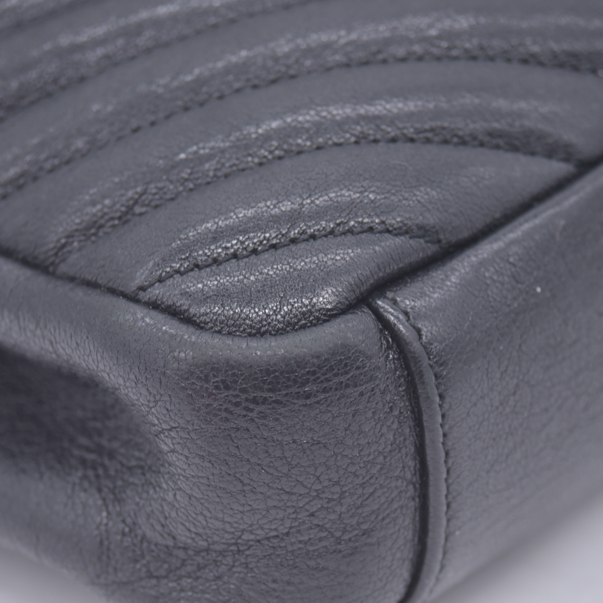 $2750 2016 Saint Laurent Sheepskin Matelasse Chevron Monogram Medium College Bag Black 10021141