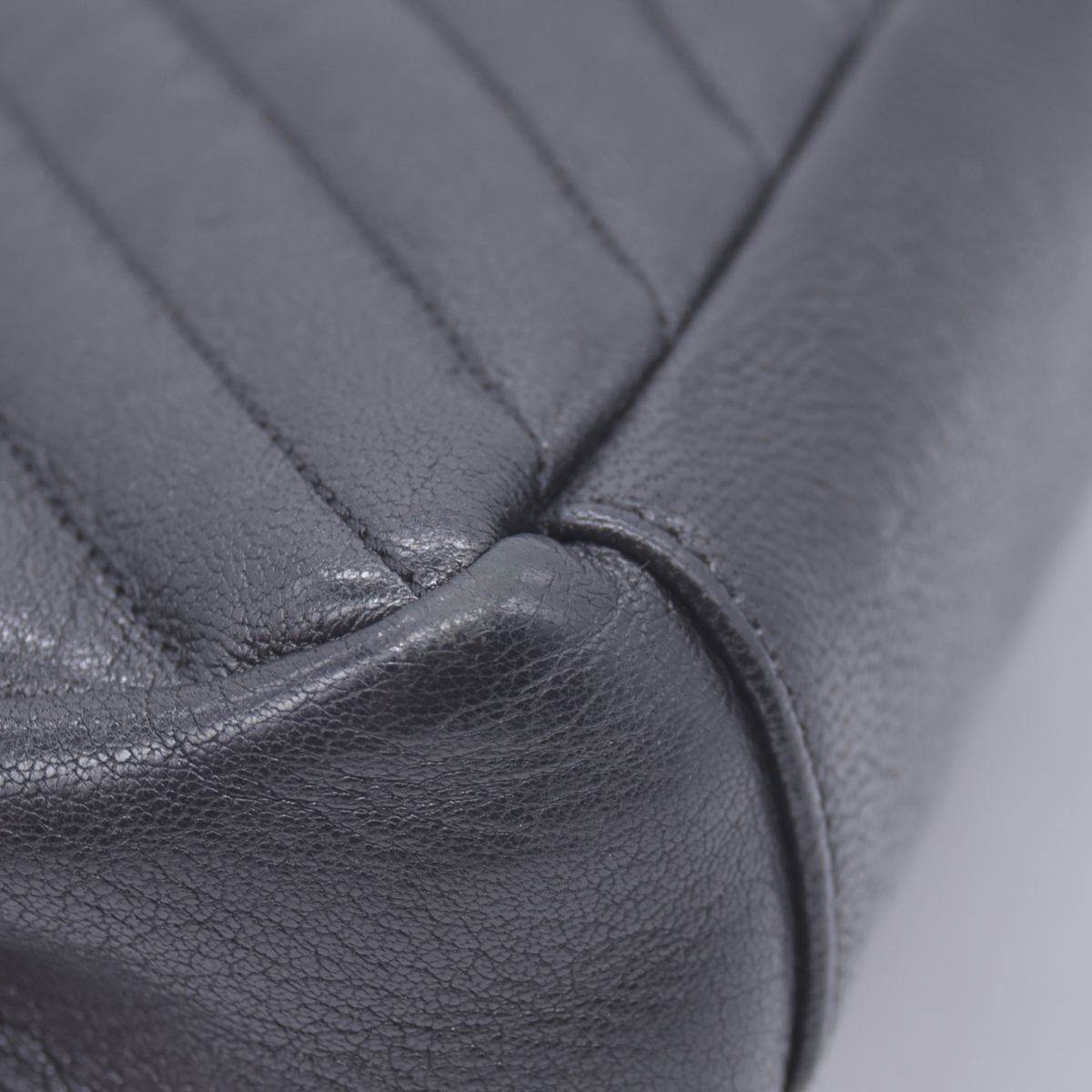 $2750 2016 Saint Laurent Sheepskin Matelasse Chevron Monogram Medium College Bag Black 10021141