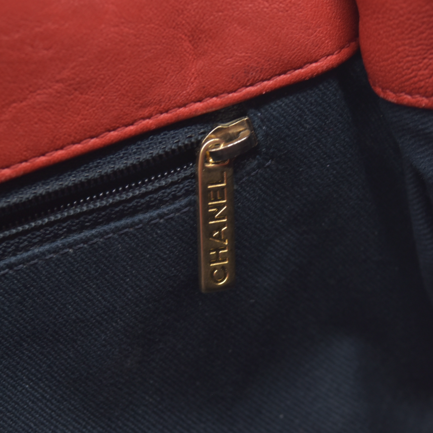 $4450 Chanel Calfskin Surpique Chevron Medium Flap 2016