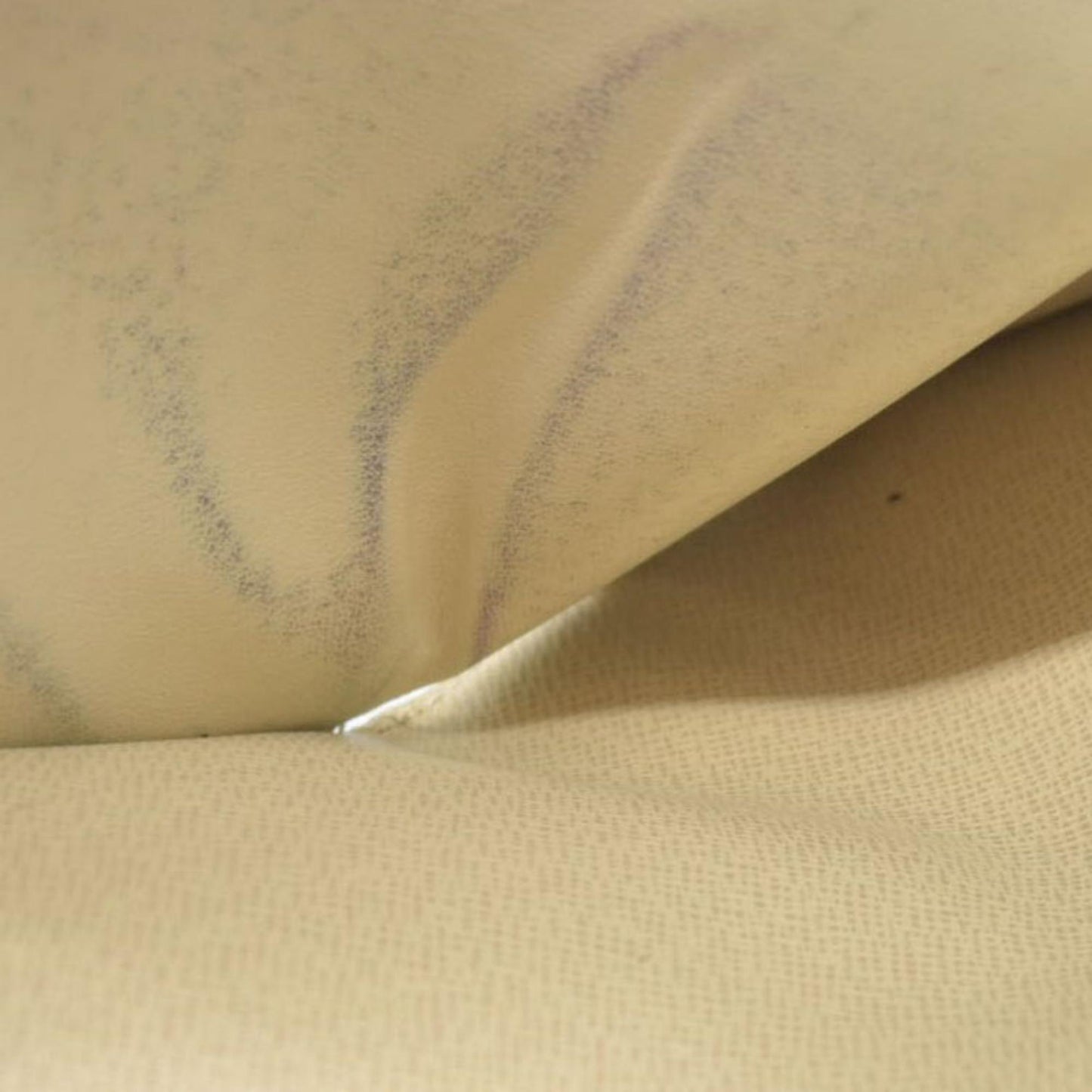 $610 LOUIS VUITTON Damier Azur Alexandra Trifold Wallet