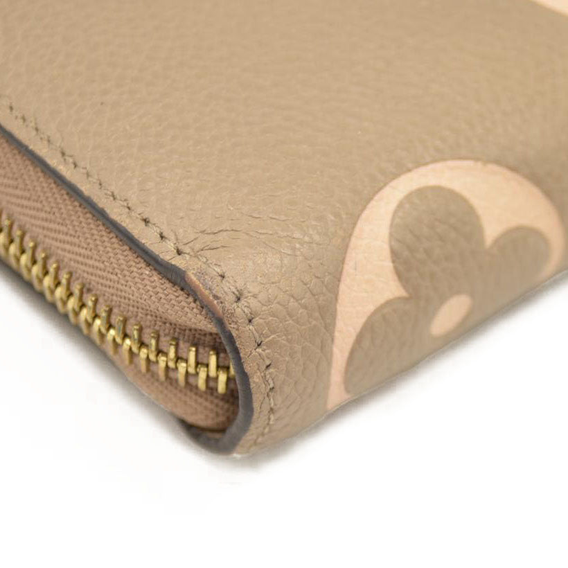 Louis Vuitton  Empreinte Monogram Giant Zippy Wallet Tourterelle Creme SP3220