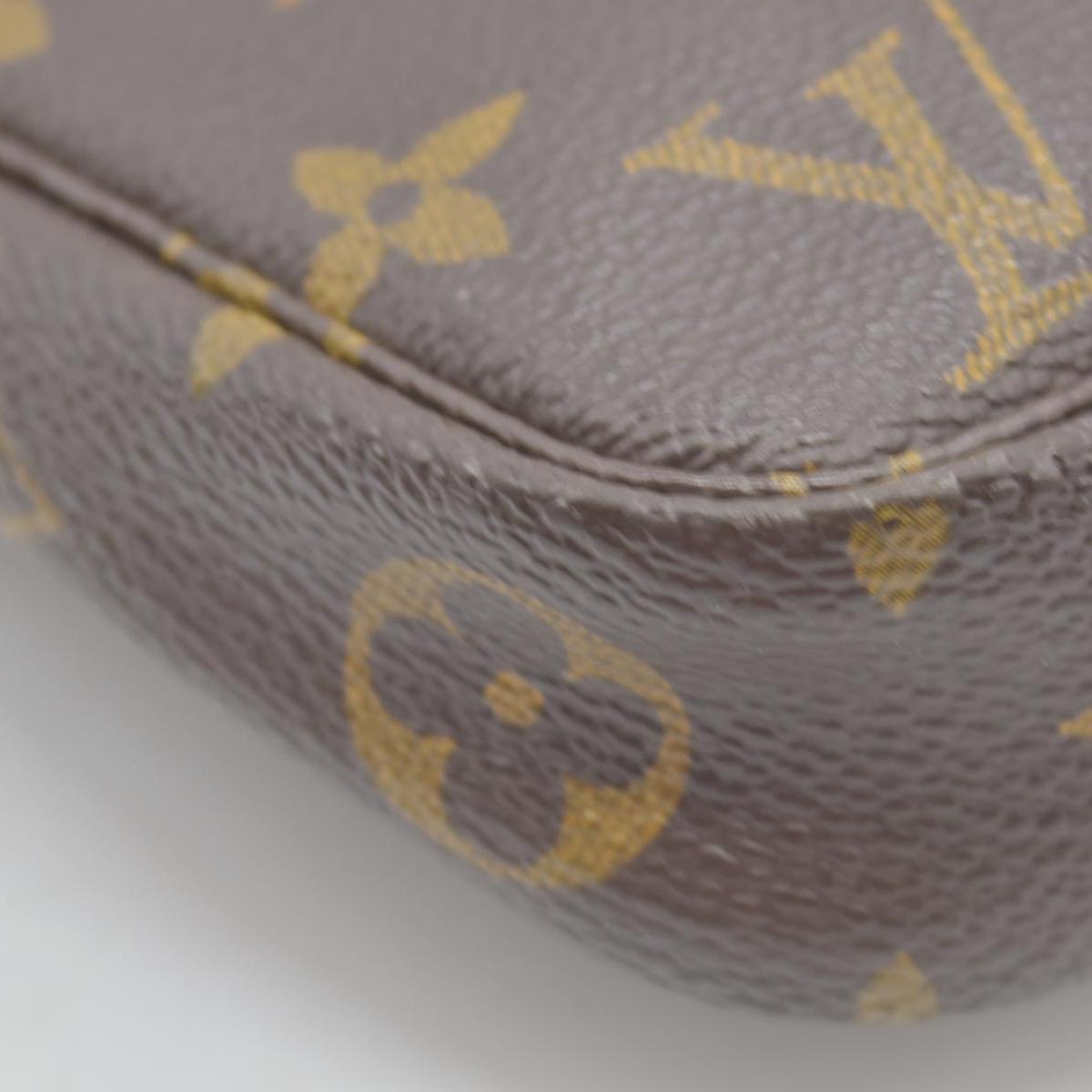 $1660 Louis Vuitton Monogram Pochette Accessories Pouch Bag AR0032