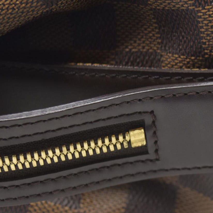$1400  Louis Vuitton  Damier Ebene Chelsea Tote CONSIGNMENT AUCTION
