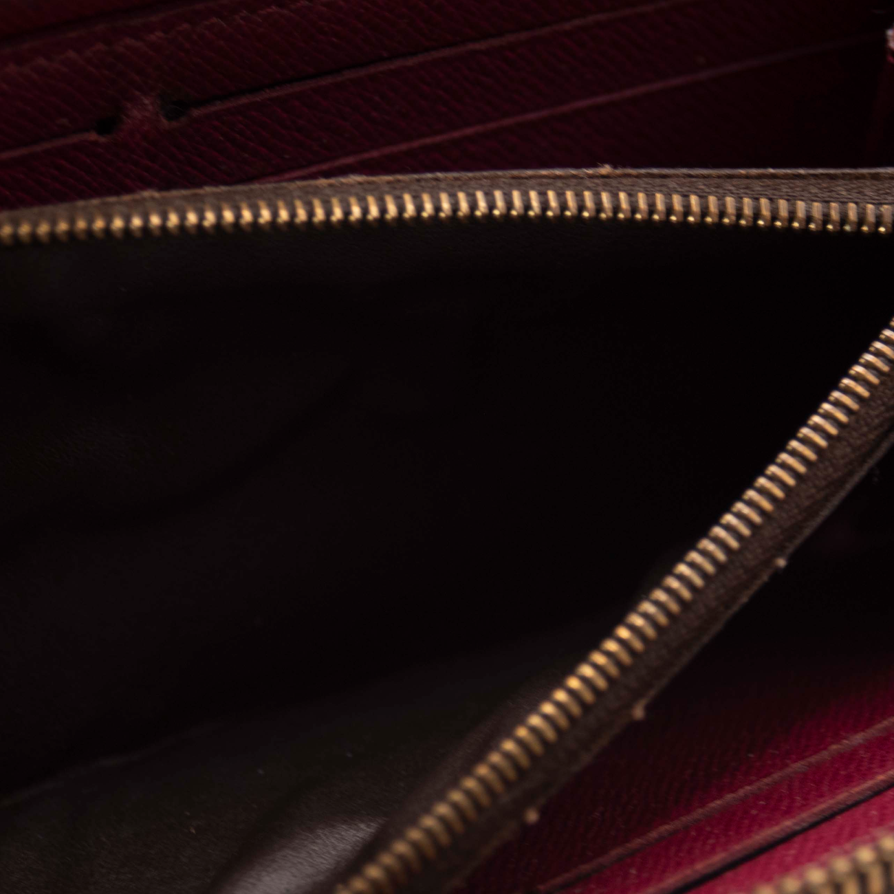 $650 2011 Louis Vuitton Monogram Portefeiulle Clemence Zip Around Long Wallet SP4111