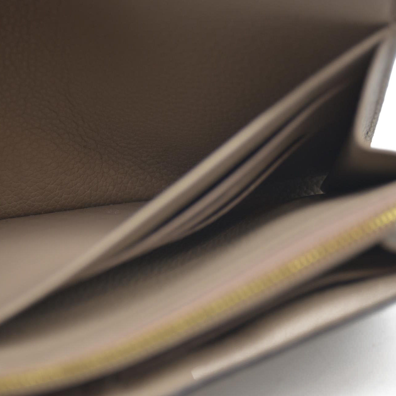 Louis Vuitton $1030 Monogram Empreinte Portefeiulle Sarah Bifold Long Wallet/7BH0009